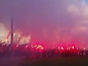 
	VIDEO | IMAGINI FABULOASE! Fanii lui Kayseri au luat cu asalt baza de pregatire a lui Sumudica inaintea derby-ului cu Fener

