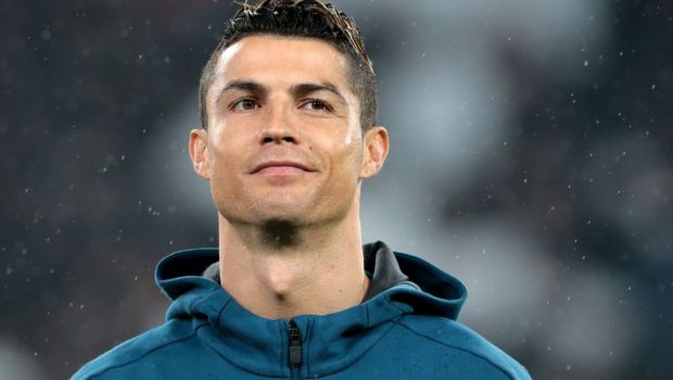 
	Fabulos! Cristiano Ronaldo socheaza lumea medicala. De ce spun spaniolii ca el este adevaratul Benjamin Button, si nu Ibrahimovic
