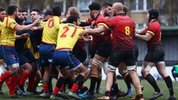 
	BREAKING NEWS | Federatia Internationala de Rugby cere rejucarea meciului Belgia - Spania, dupa scandalul iscat de trimiterea unui arbitru roman. Stejarii pot pierde Mondialul
