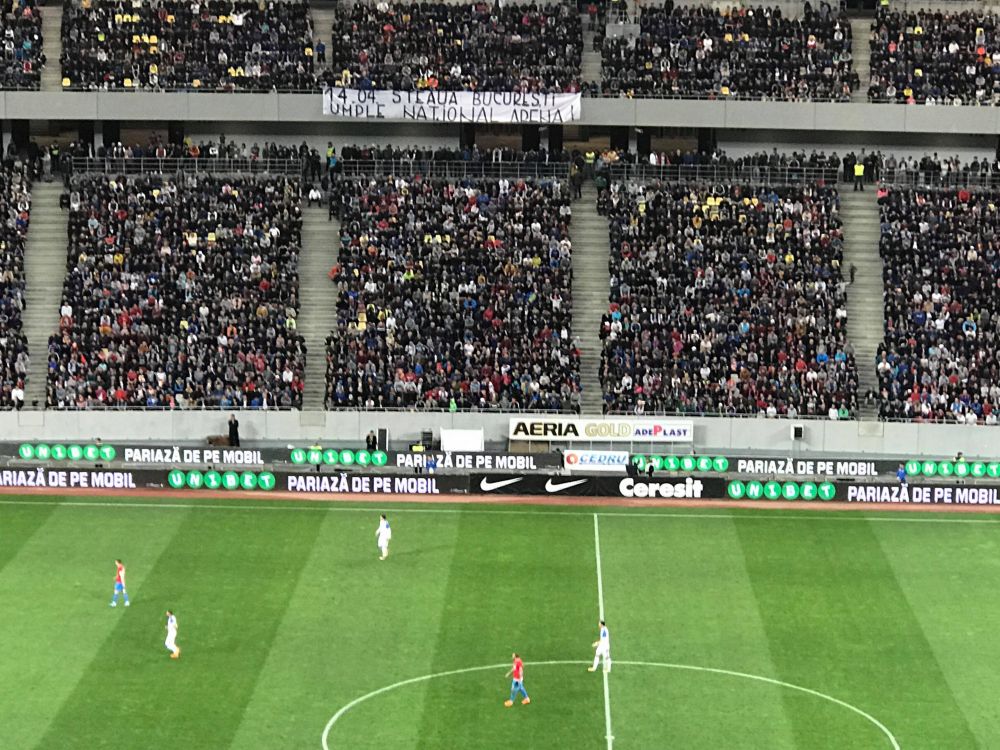 FOTO | Ultrasii CSA Steaua au "sabotat" meciul FCSB - Craiova! Ce banner au afisat in repriza a doua, la tribuna_2