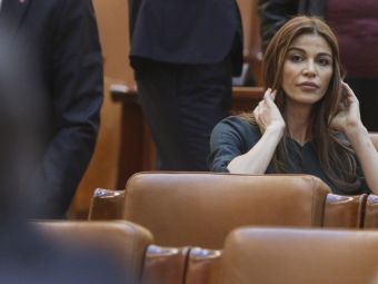 
	SURPRIZA TOTALA | Sexy-parlamentara Andreea Cosma a spus &quot;DA&quot;! Un fost jucator al Stelei este alesul
