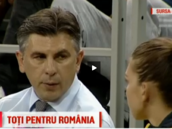
	Lupescu a mers la tenis dupa ce a pierdut alegerile la fotbal: le-a tinut galerie fetelor in Fed Cup
