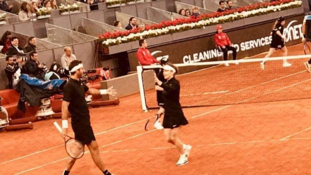 Simona Halep a pierdut DOUA meciuri intr-o seara la Madrid! A facut pereche cu un jucator urias: &quot;E grozav!&quot;