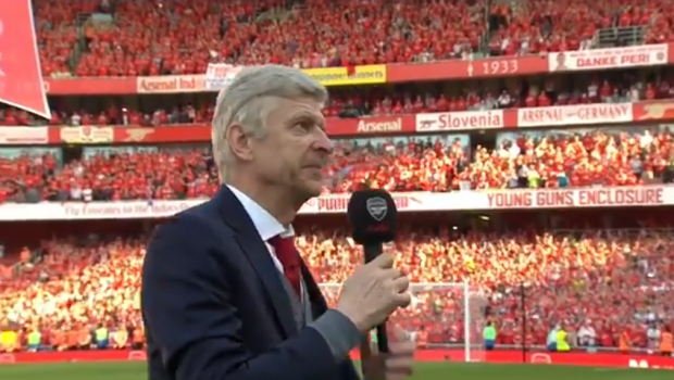 
	Piele de gaina! Arsene Wenger a luat microfonul in fata a 60.000 de oameni, pe Emirates, si a transmis un mesaj
