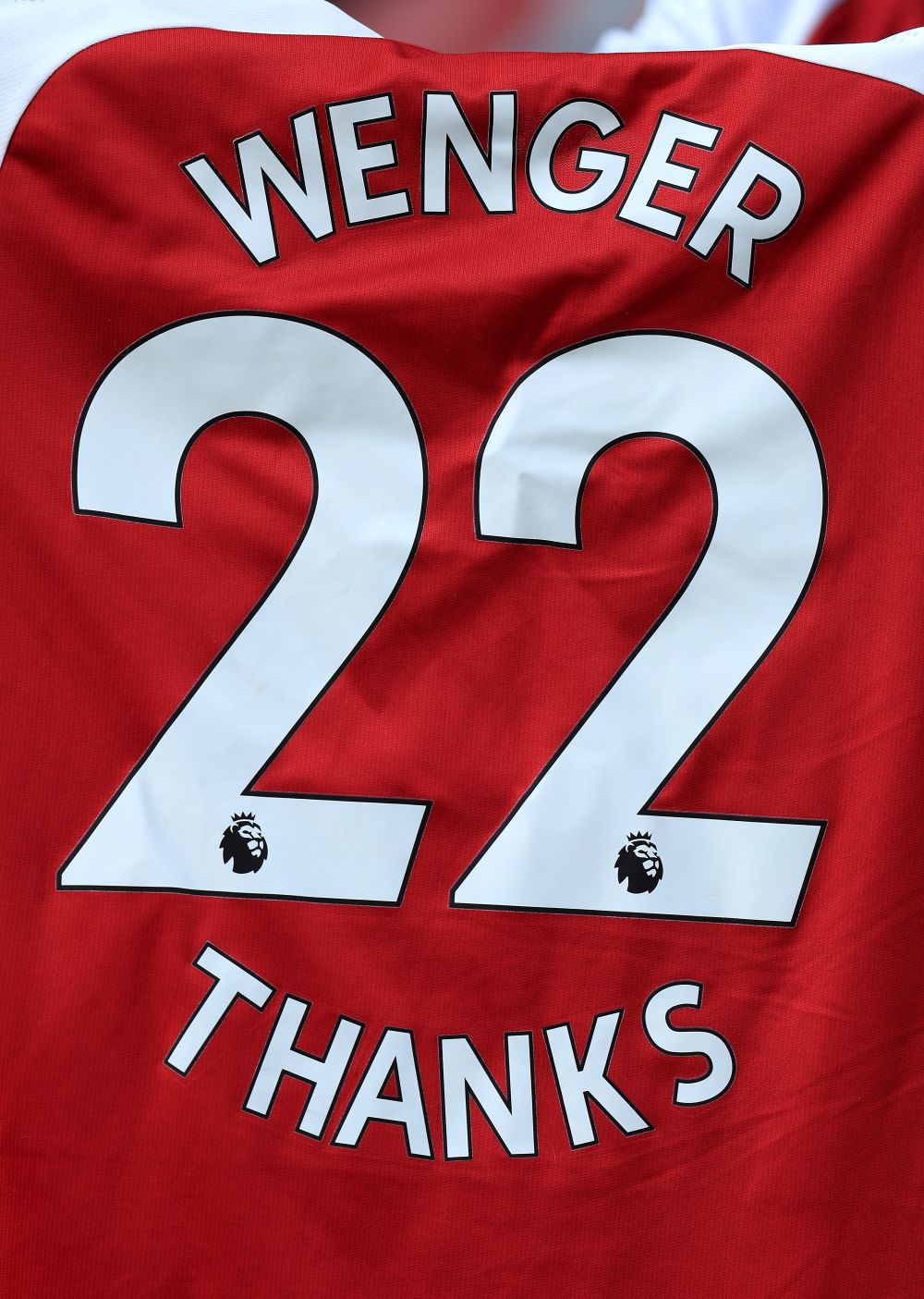 Merci, Arsene! Wenger si-a luat ramas bun dupa 22 de ani de la Arsenal! Gestul superb facut inaintea partidei_6