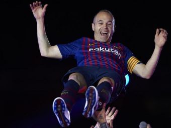 
	Iniesta uimeste lumea fotbalului cu gestul sau. &#39;Magicianul&#39; catalanilor si-a luat adio de la FC Barcelona intr-un mod unic

