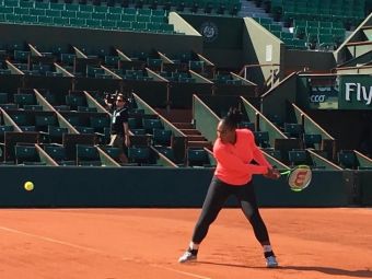 Serena Williams revine in forta! FOTO | Fostul lider mondial, primul antrenament pe terenul central de la Roland Garros
