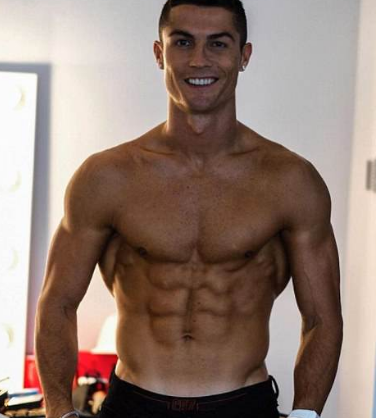 Fizicul lui Ronaldo, cu 10 ani mai tanar decat o arata buletinul! Secretele lui Cristiano: ce mananca si de ce face dusuri reci chiar si la 3 dimineata_1