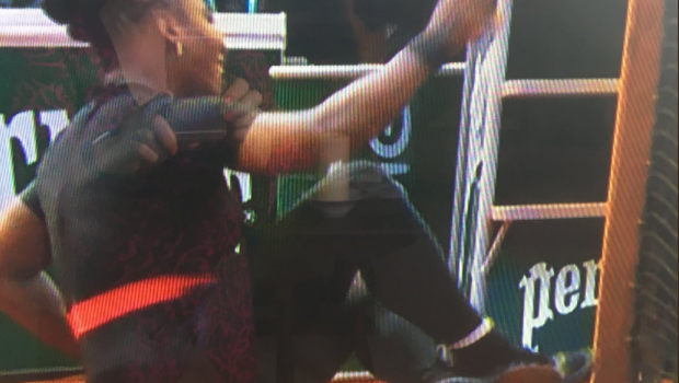 
	A cazut in FUND! Serena Williams a oferit imaginea zilei la Roland Garros 2018. Victorie dupa 2 ani pe zgura! VIDEO
