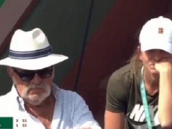 
	NOT IMPRESSED! :)) Cum a fost surprinsa Simona Halep in tribune la meciul lui Rafa Nadal
