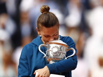 
	MII de mesaje CURG pentru Simona Halep dupa victoria la Roland Garros: &quot;Meriti momentul asta!&quot; FOTO
