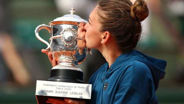 
	Cei de la Roland Garros saluta victoria Simonei cu un mesaj plin de substrat. E primul titlu major al romancei | FOTO
