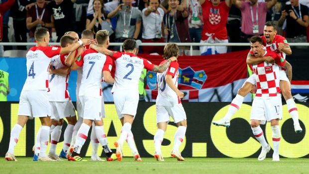 
	REZUMAT VIDEO: Croatia 2-0 Nigeria | Modric si Perisic castiga primul meci la Mondial, iar grupa D se anunta una criminala
