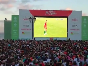 
	VIDEO FANTASTIC! Ce s-a intamplat in piata din Lisabona in momentul golului FABULOS al lui Ronaldo
