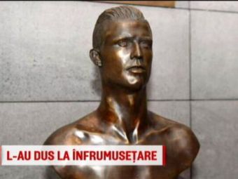 
	Ronaldo a scapat de uratenia pamantului :) Statuia din Madeira a fost schimbat dupa hattrick-ul reusit de Cristiano la Mondial
