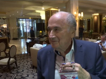 
	Blatter a ajuns in Rusia: &quot;Asta e MONDIALUL meu!&quot; Ce a vorbit cu Putin. VIDEO
