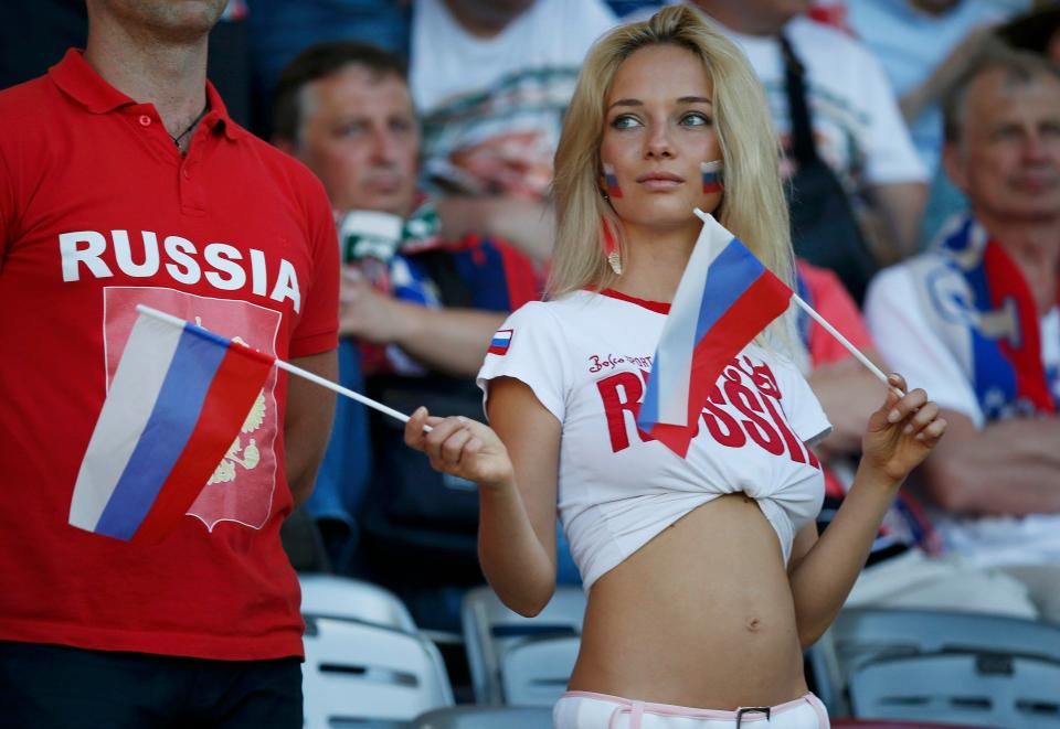 Cupa Mondiala 2018. Cine e in realitate cea mai SEXY spectatoare de la Mondial! A devenit vedeta instant in Rusia! FOTO_4
