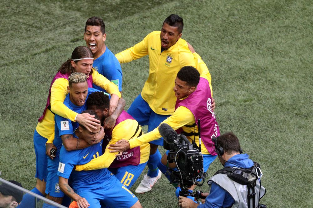 BRAZILIA 2-0 COSTA RICA | Brazilia, SALVATA in prelungiri de Coutinho! Neymar a spart gheata la ultima faza dupa ce a avut un penalty ANULAT de VAR!_5