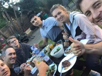 
	Cine e baiatul MISTERIOS aflat cu Simona Halep la Londra! Toata echipa reunita pentru Wimbledon 2018! FOTO
