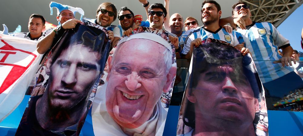 Argentina CM 2018 diego maradona Leo Messi Papa Francisc