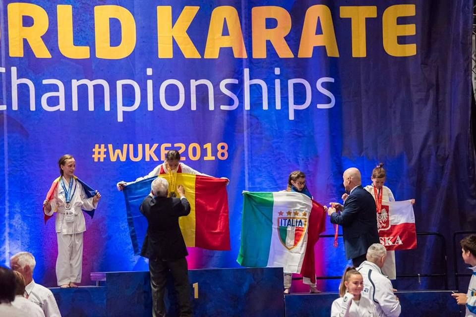 O sportiva de 11 ani din Turda a devenit campioana mondiala la karate_3