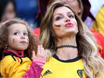 
	FOTO | Romanca ce a atras toate privirile la Franta - Belgia! Cum a ajuns tanara din Brasov cea mai sexy fana a Belgiei la Mondial
