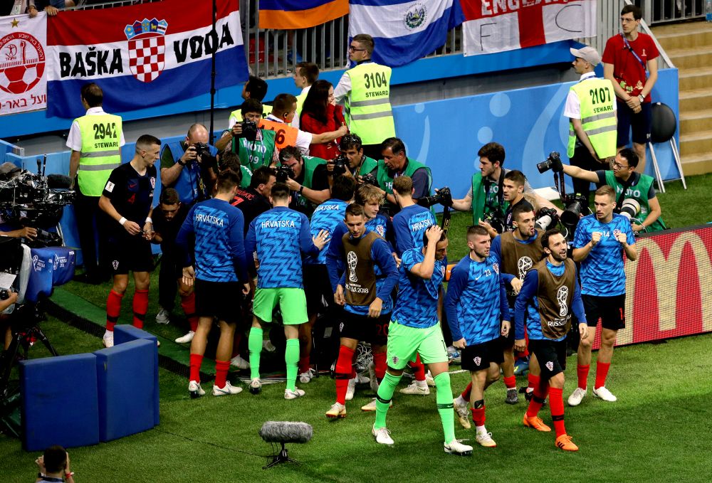 VIDEO&FOTO | Ce nu s-a vazut la TV: astea sunt IMAGINILE MONDIALULUI! Ce s-a intamplat imediat dupa golul care a dus Croatia in finala_1