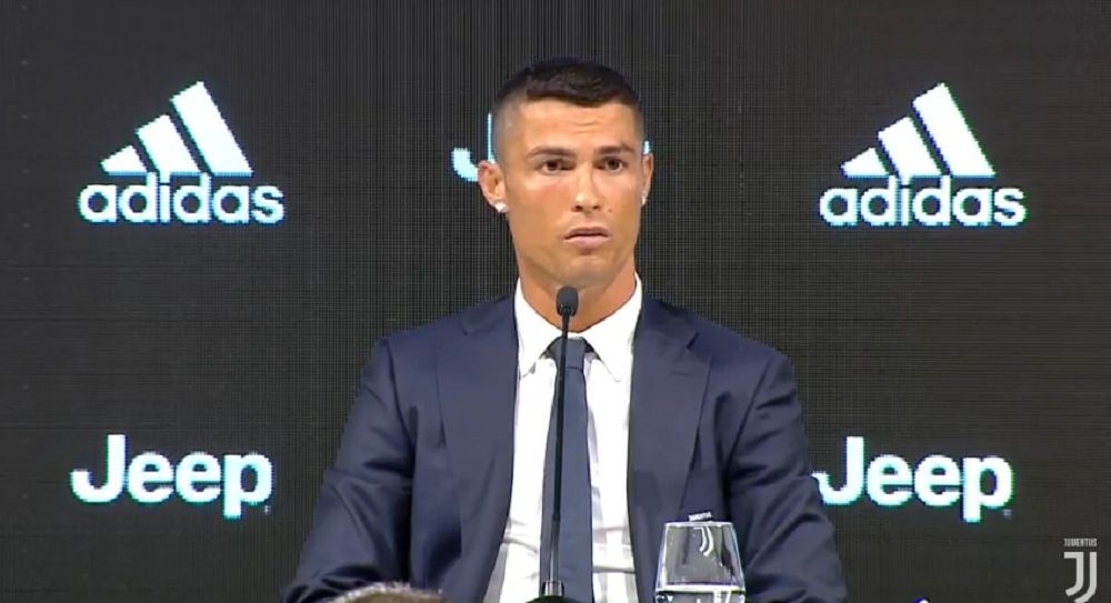 Ronaldo, prezentat oficial la Juventus: "Am venit sa iau trofeul Champions League!" // Mesaj pentru Messi: "Vedem la final cine e mai bun!"_2