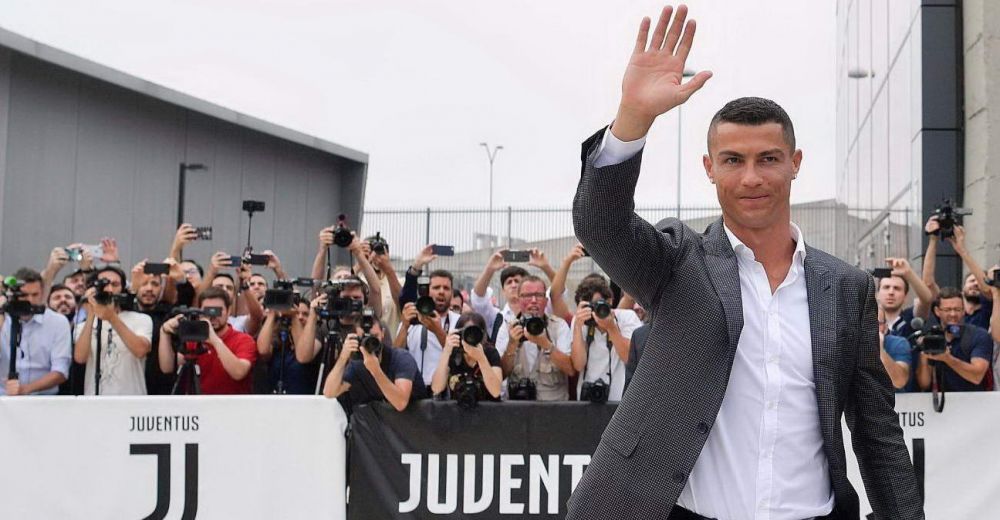 Ronaldo, prezentat oficial la Juventus: "Am venit sa iau trofeul Champions League!" // Mesaj pentru Messi: "Vedem la final cine e mai bun!"_1