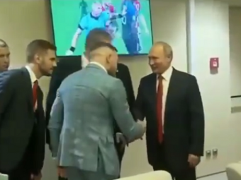 
	Cum reactioneaza agentii de securitate ai lui Putin cand McGregor il ia de gat ca sa faca poza!
