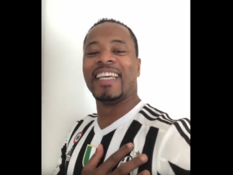 
	Numai lui putea sa-i treaca prin minte asa ceva :)) Cum a reactionat Evra la transferul lui Ronaldo la Juventus: VIDEO
