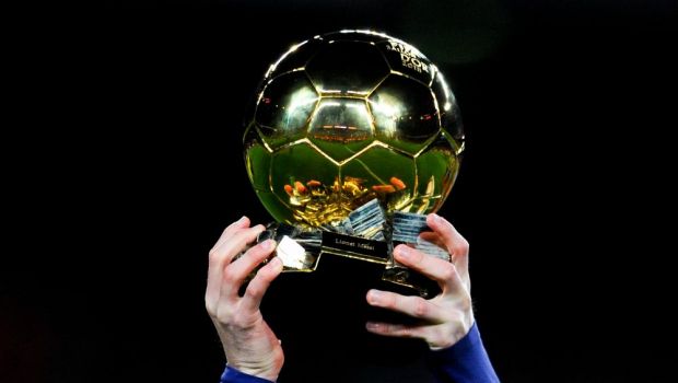 
	Isi iau adio Messi si Ronaldo de la Balonul de Aur?! &quot;Trebuie sa fie unul dintre ei!&quot; Pe cine mizeaza Deschamps
