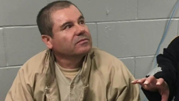 
	El Chapo a fost DEPASIT in topul cruzimii! Un fost politist i-a luat locul in lumea NEAGRA! Cine e si care e recompensa URIASA pentru a-l prinde
