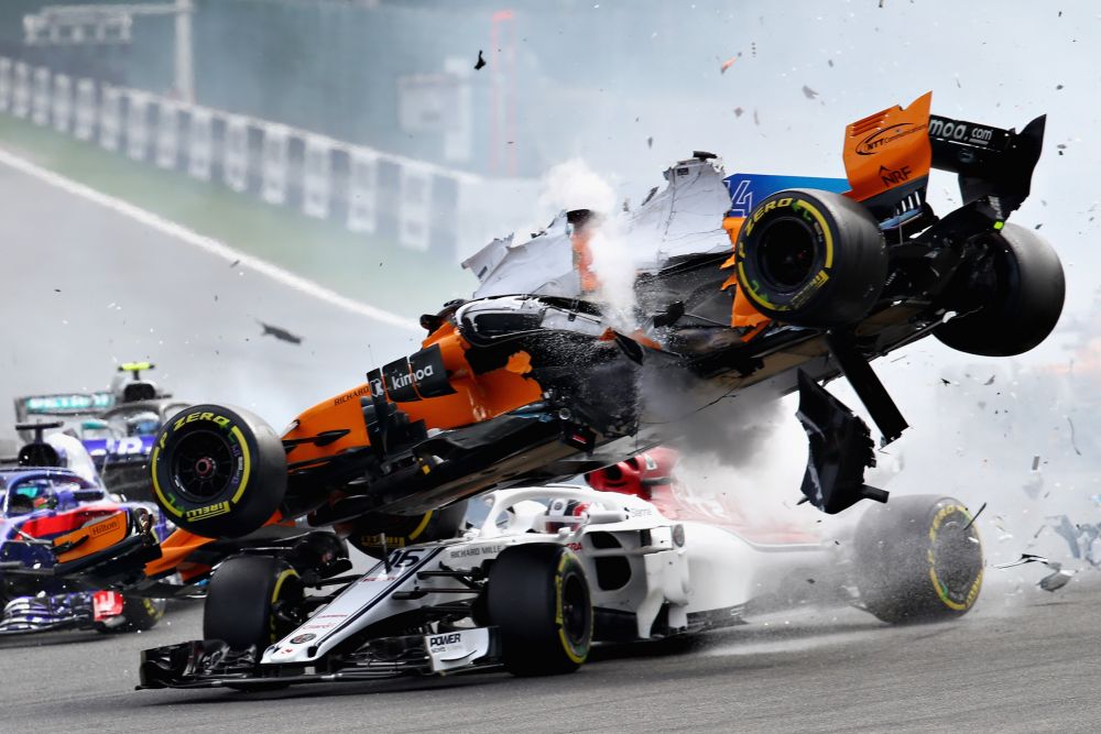 IMAGINI SOCANTE pe pista! Accident teribil in Marele Premiu al Belgiei: Fernando Alonso, aproape de tragedie | FOTO&VIDEO_4
