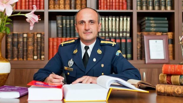 
	Talpan nu se lasa! Un nou proces intentat de juristul Armatei: cere despagubiri de 300.000 euro + 300 lei
