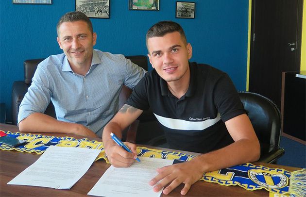 In 2016 semna cu FCSB si era anuntat ca o mare speranta, astazi a ajuns la o alta echipa de traditie din Romania! Transferul a fost oficializat_1