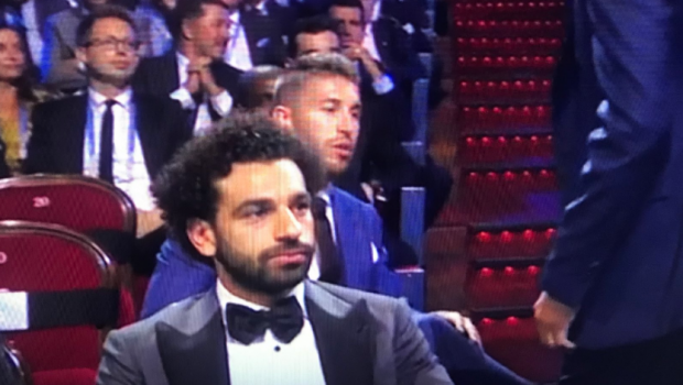 
	Momentul nevazut al tragerii la sorti! Sergio Ramos si Salah s-au intalnit pentru prima data dupa finala UCL! Gestul fundasului
