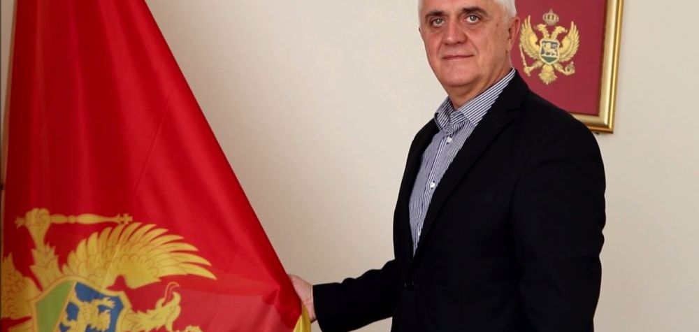 Romania - Muntenegru, vineri, 21:45, in direct la PRO TV | Un cunoscut "spion" al Muntenegrului i-a urmarit pe "tricolori" in ultimele 2 luni_5
