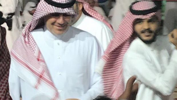 
	IMAGINI COLOLASE | Sumudica si Budescu, sufletul petrecerii in Arabia Saudita! Sumudica nu s-a putut abtine: &quot;Uite-ma cum arat!&quot; :)) | VIDEO
