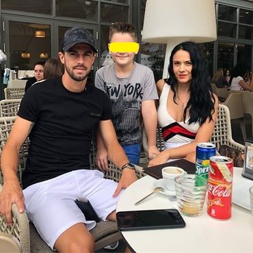 Telenovela romaneasca! Un dinamovist se iubeste cu fosta sotie a unui jucator de la FCSB, iar fiul acesteia e legitimat la CSA Steaua_2