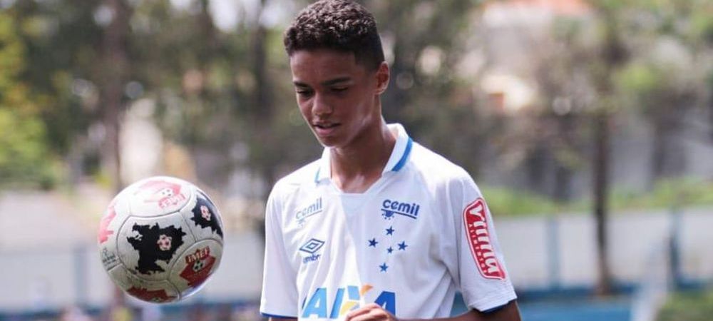 Joao Mendes Cruzeiro Ronaldinho