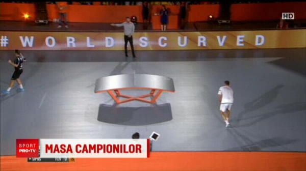 
	Un roman a luat titlul mondial la fotbalul pe masa de tenis! Neymar si Ronaldinho sunt innebuniti dupa acest sport
