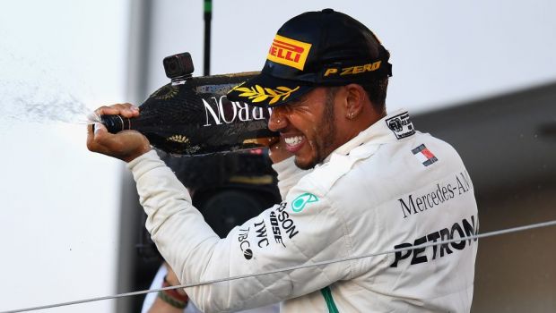 
	Lewis Hamilton, aproape de al 5-lea titlu mondial in F1: &quot;Obiectivul meu a fost sa-l egalez pe Senna!&quot; Ce spune despre recordul lui Michael Schumacher
