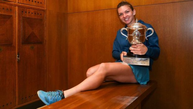 
	2018 a fost anul EI! Simona Halep, desemnata jucatorea ANULUI in tenisul feminin! Si Buzarnescu a primit o veste buna

