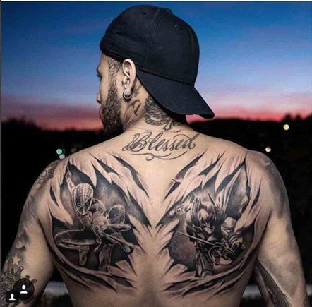 Ultimul tatuaj al lui Neymar: i-a desenat pe Spiderman si Batman pe tot spatele // FOTO_2