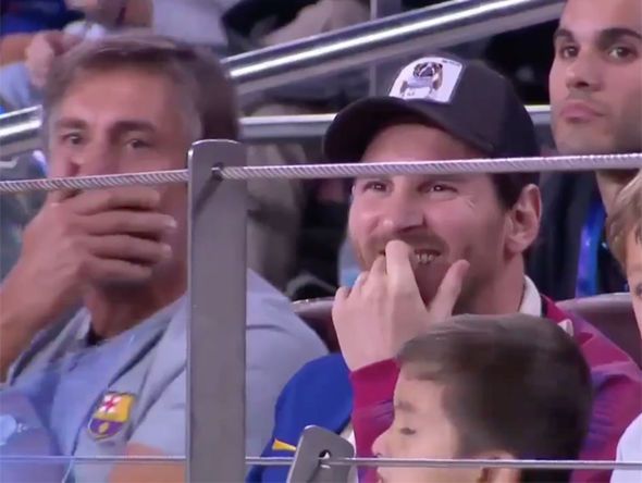 FAZA SERII in Champions League: Brozovic s-a aruncat SUB zid si i-a furat golul lui Suarez. Reactia lui Messi :)_3