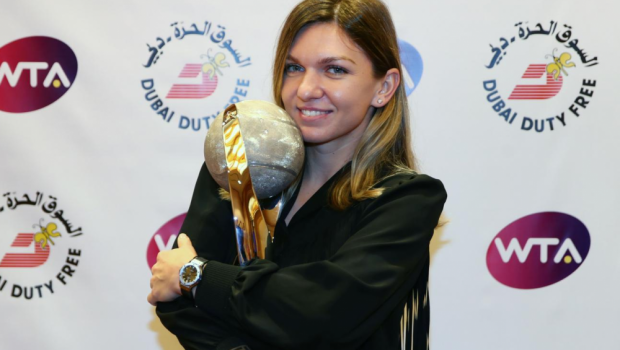 
	Simona Halep, inca un trofeu primit din partea WTA
