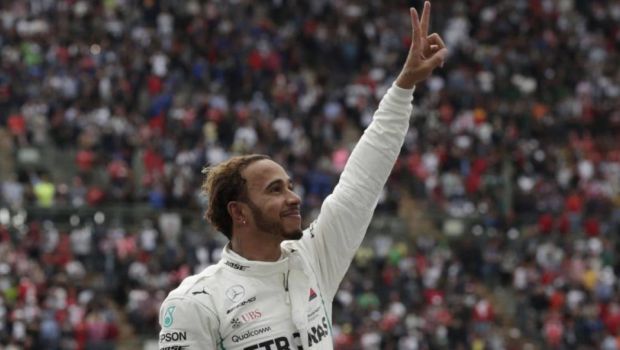 
	Hamilton, campion mondial pentru a 5-a oara! A egalat performanta unei legende din Formula 1
