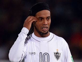 
	Ce s-a intamplat, de fapt, cu banii lui Ronaldinho! Autoritatile braziliene au de recuperat un munte de bani de la el, dar au gasit in cont doar 6 dolari

