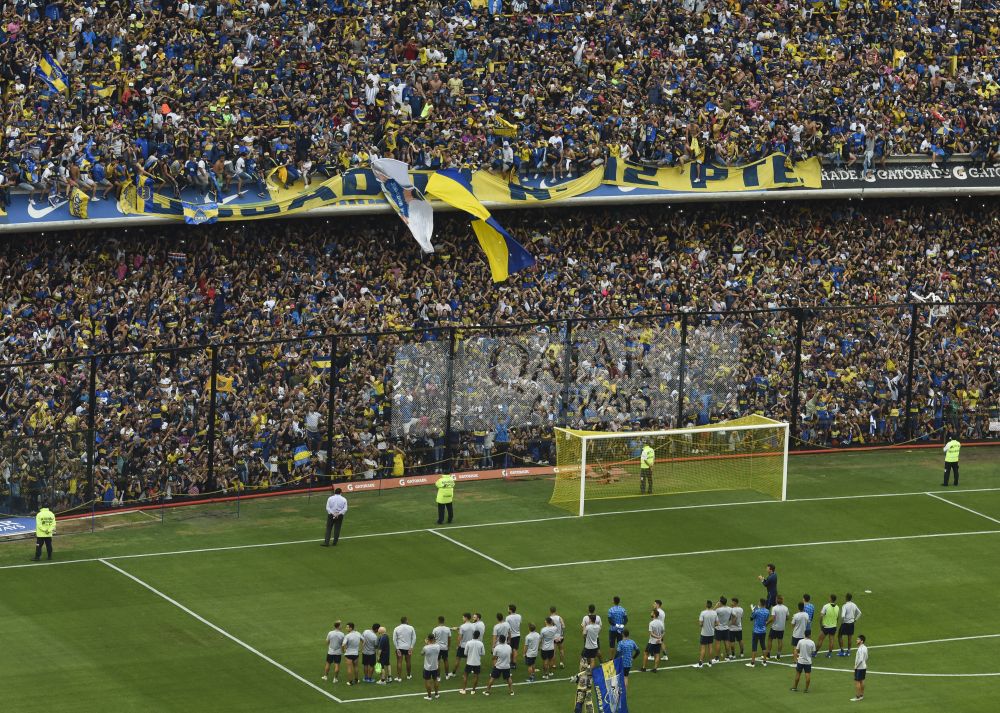 Asa ceva nu s-a mai vazut! Pasiunea argentienilor pentru fotbal a depasit orice imaginatie inaintea finalei Boca - River: 50.000 de oameni LA ANTRENAMENT_1